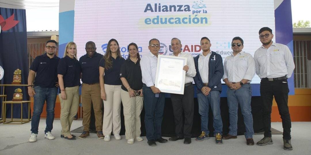 Transformación educativa en Honduras: iniciativa de Ficohsa